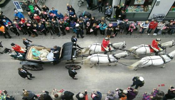 여왕 퍼레이드와 여왕(에메랄드색) (Photo credit: Peter Brodersen)