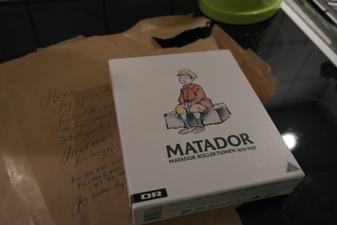 옌스의 1주년 기념 선물 Matador DVD와 포장에 써준 사랑스런 메세지